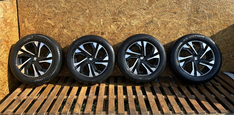 PEUGEOT 2008 II FELGI ALUMINIOWE KOŁA OPONY 6.5Jx17 ET32 4x108 215/60 R17