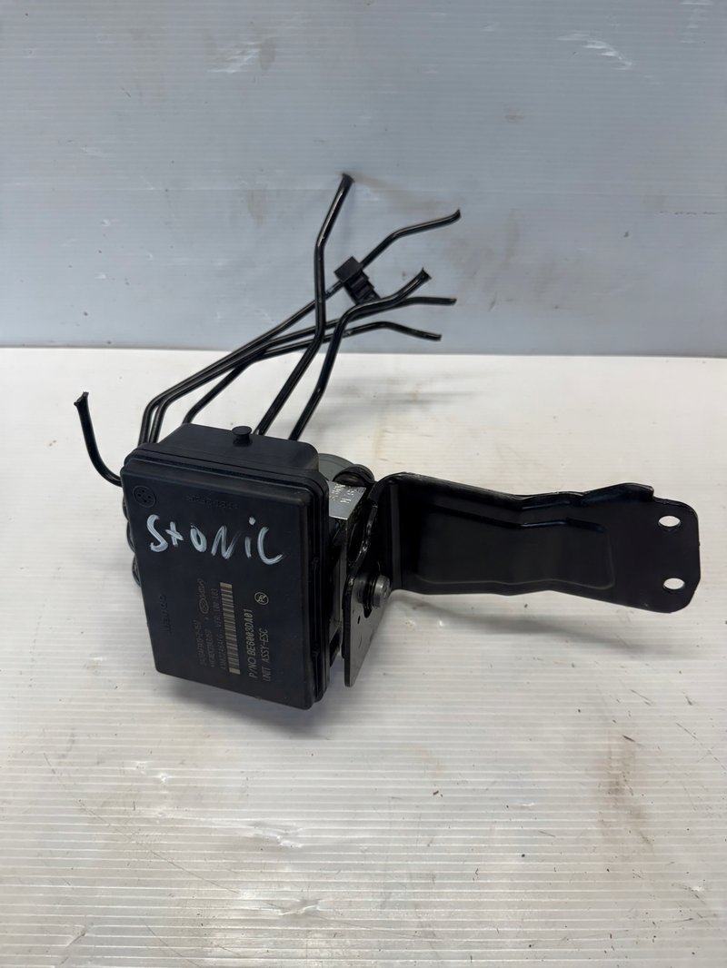 Kia Stonic 1.2 Pompa ABS 58910-H8450