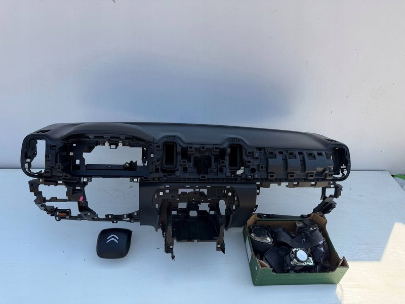 CITROEN C5 AIRCROSS KONSOLA DESKA PASY PODUSZKI AIRBAG