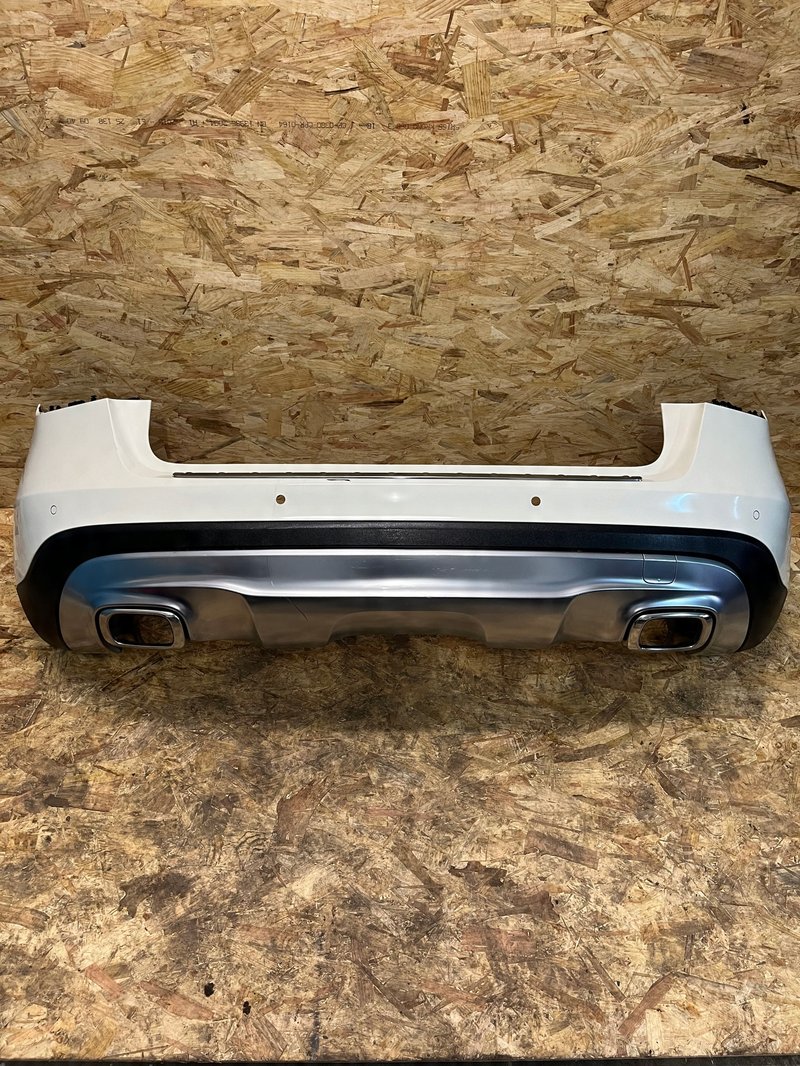 Mercedes GLA W156 ZDERZAK TYLNY ZDERZAK TYŁ