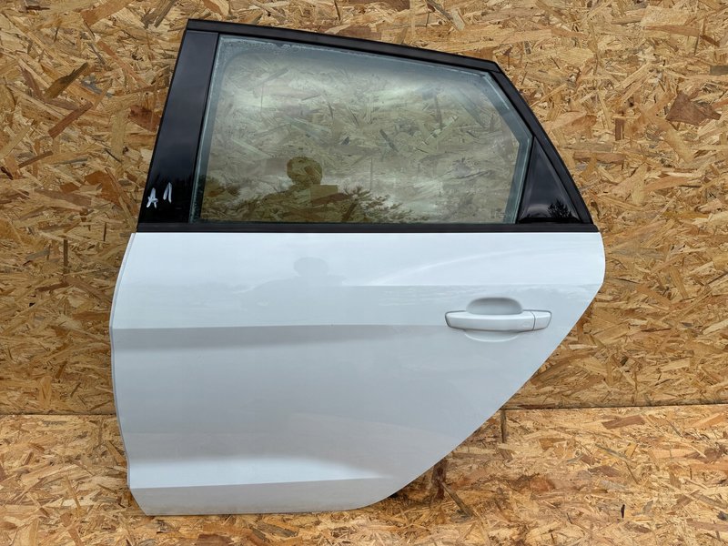 Audi A1 II 82A drzwi tylne lewe lewy tył