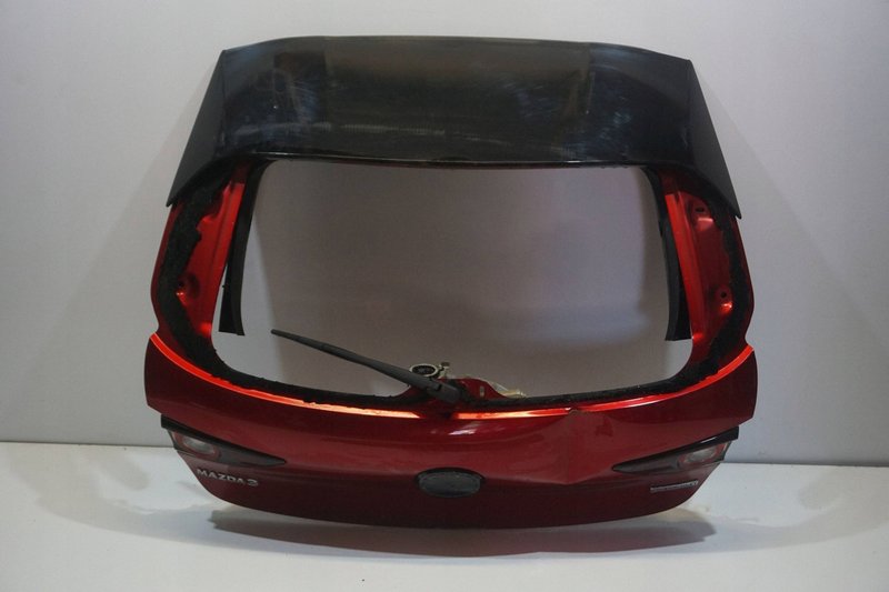 MAZDA 3 BP IV KLAPA BAGAŻNIKA TYŁ