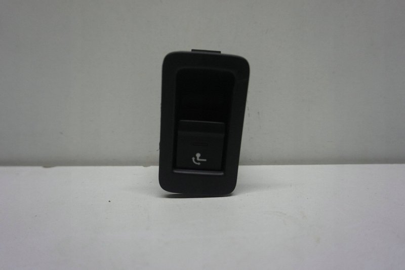 AUDI A4 B9 PRZYCISK PRZEŁĄCZNIK HAKA 8W0959511