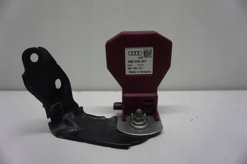 AUDI A4 B9 ALLROAD ANTENA WZMACNIACZ 4M0035507