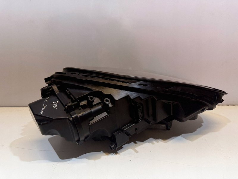 Miniatura 12