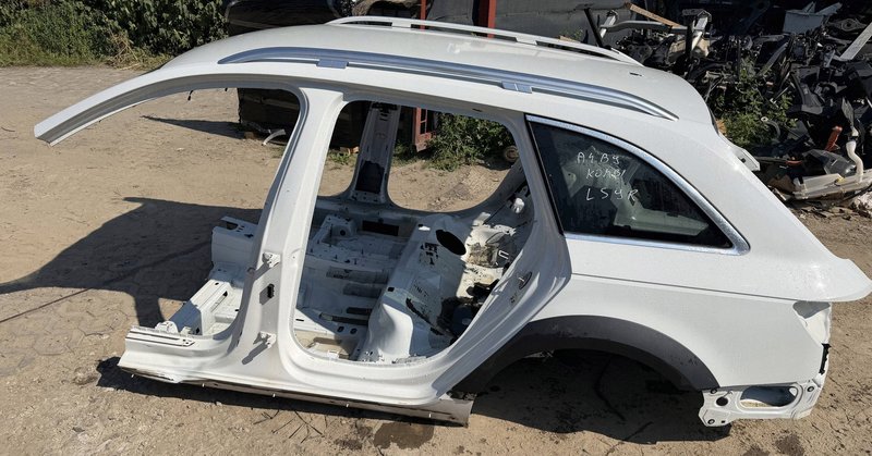 AUDI A4 B9 AVANT SŁUPEK B ŚRODKOWY LEWY