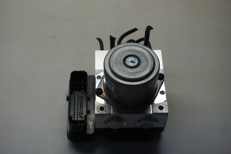 TOYOTA PROACE POMPA ABS 9863376280