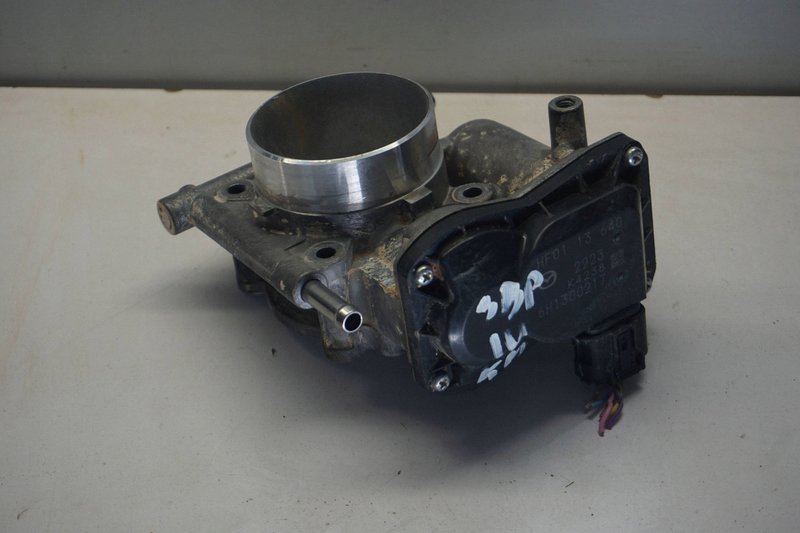 MAZDA 3 BP IV PRZEPUSTNICA HF0113640