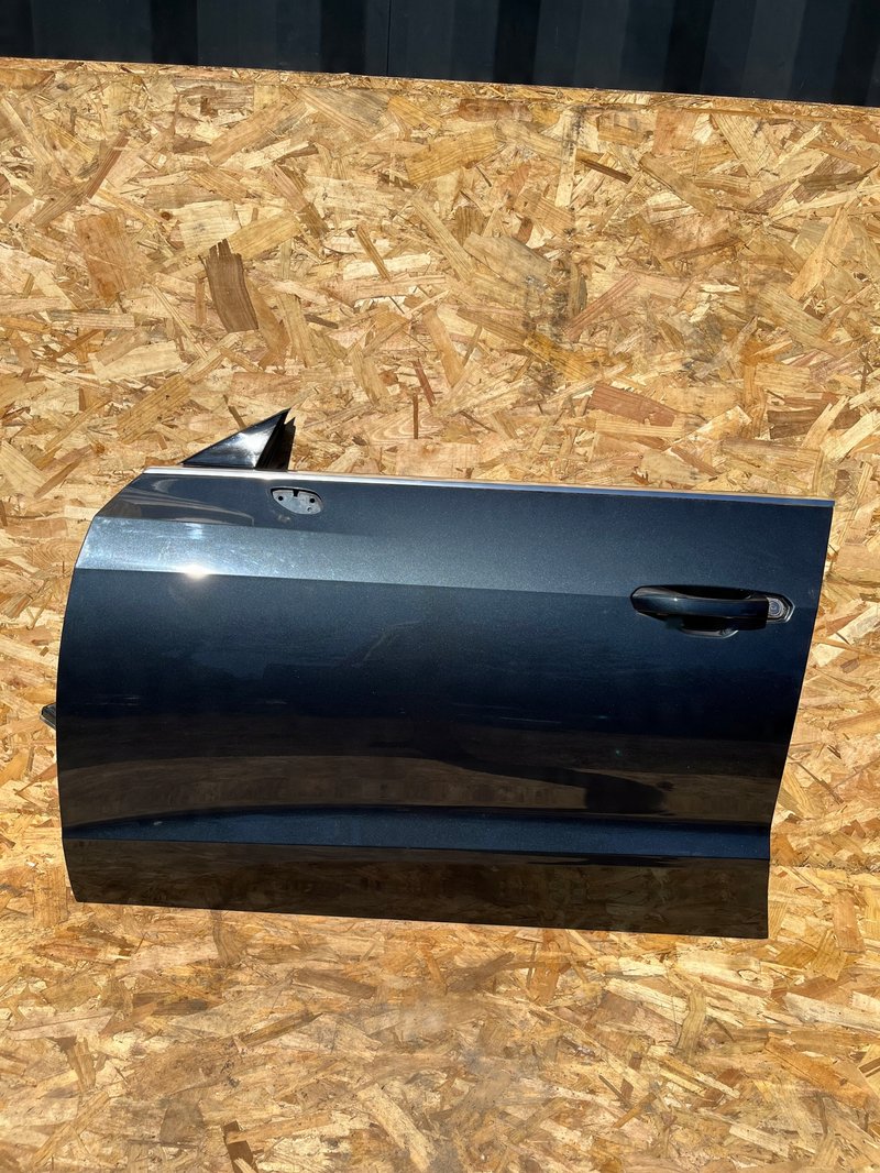 AUDI A7 C8 drzwi przednie lewe lewy przód