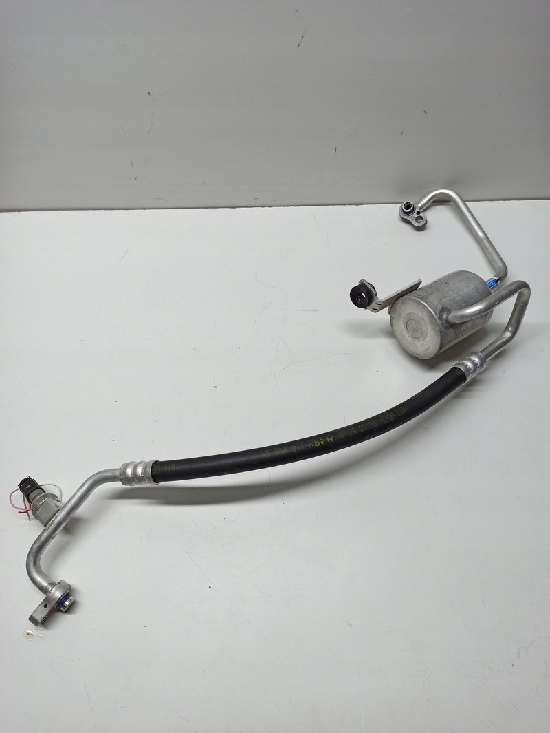 PRZEWÓD KLIMATYZACJI KIA NIRO 2 V01