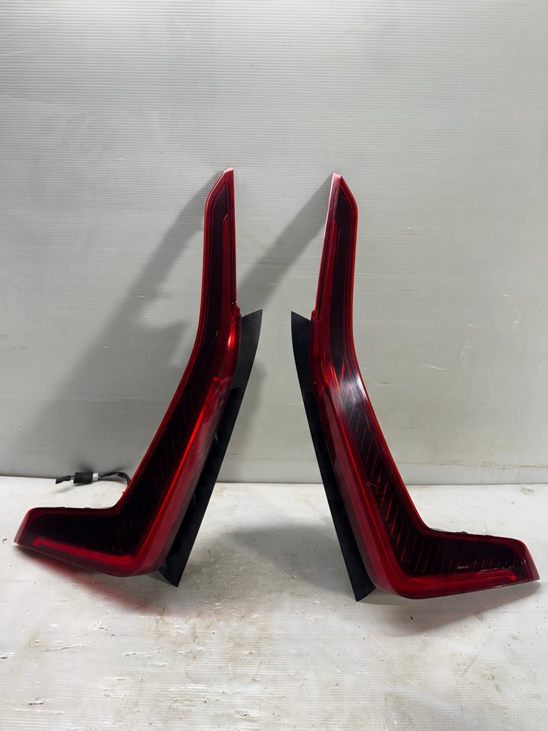 Kia NIRO II LAMPA TYLNA lewa prawa lewy prawy TYŁ