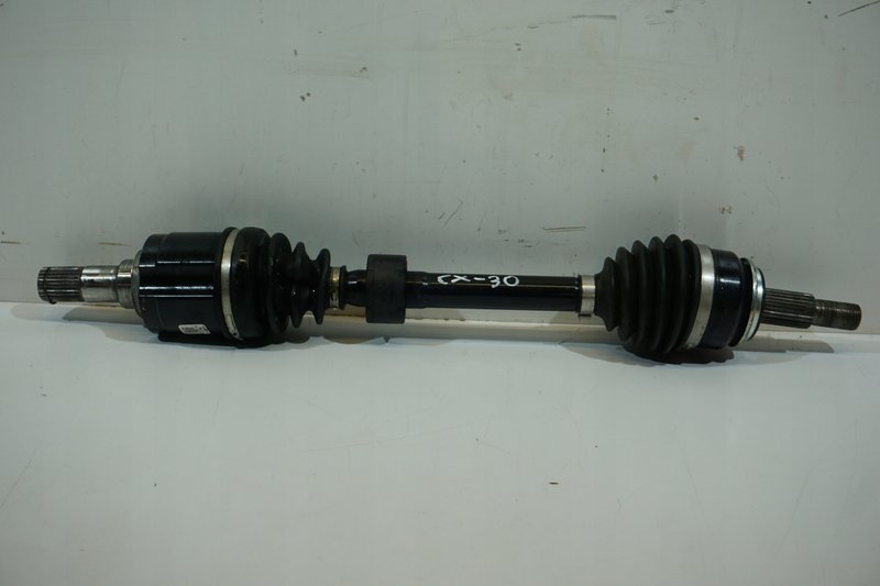 MAZDA CX-30 CX30 PÓŁOŚ LEWA GT0B2560X