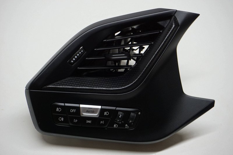 BMW 2 F44 KRATKA NAWIEWU PANEL STEROWANIA ŚWIATŁAMI 6823188