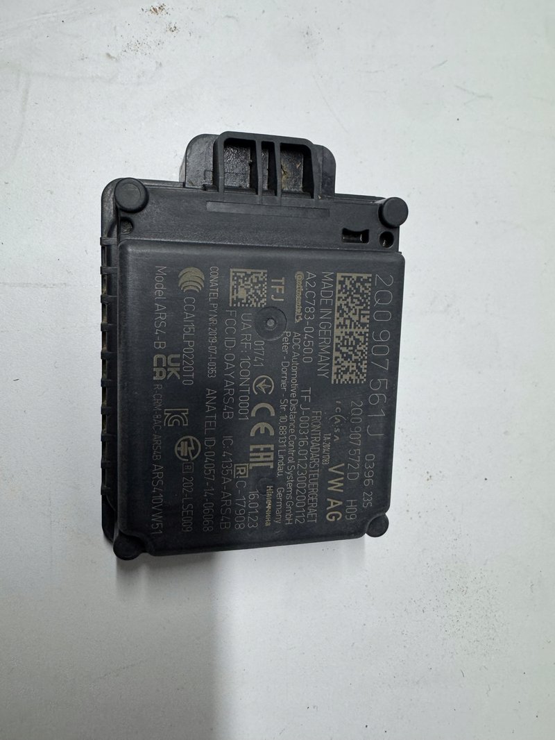 RADAR CZUJNIK DISTRONIC VOLKSWAGEN TIGUAN II 5NA AUDI SEAT 2Q0907561J