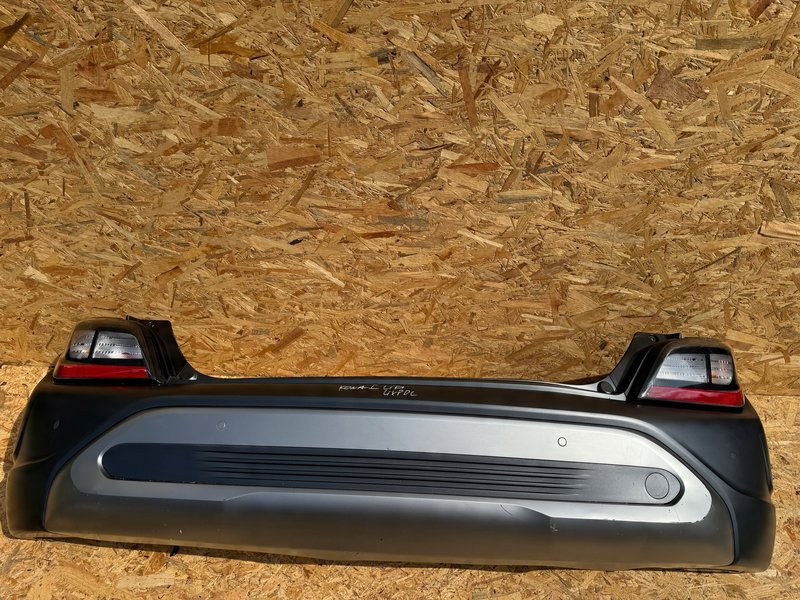 Hyundai kona I lift 4 x pdc zderzak tył tylny