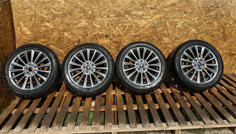 FORD OE FOCUS FELGI ALUMINIOWE KOŁA OPONY 7Jx17 ET50 5x108 215/50 R17