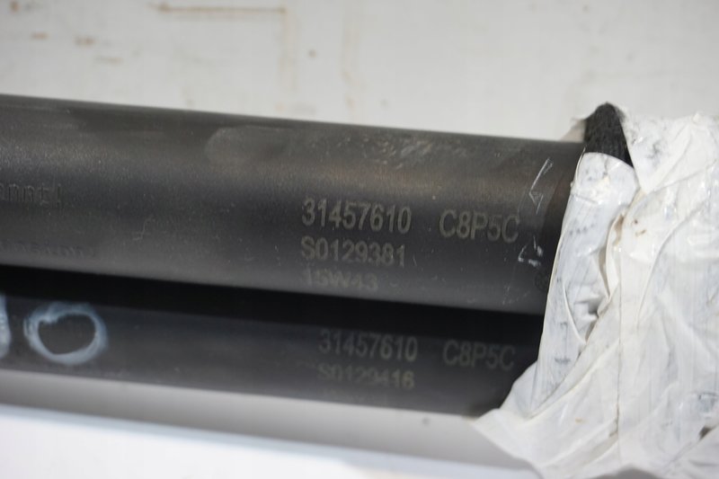 VOLVO XC90 III SIŁOWNIK KLAPY BAGAŻNIKA LEWY PRAWY 31457610