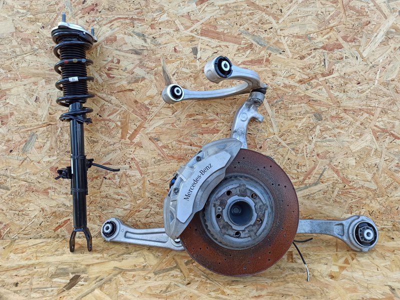 MERCEDES C W206 NOGA MCPERSON PRAWA ZWROTNICA