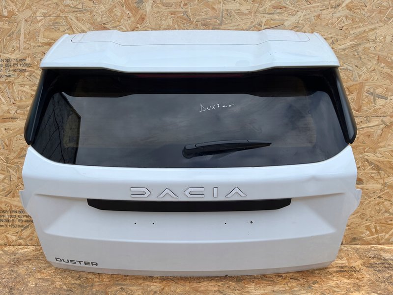 DACIA DUSTER III KLAPA BAGAŻNIKA TYLNA
