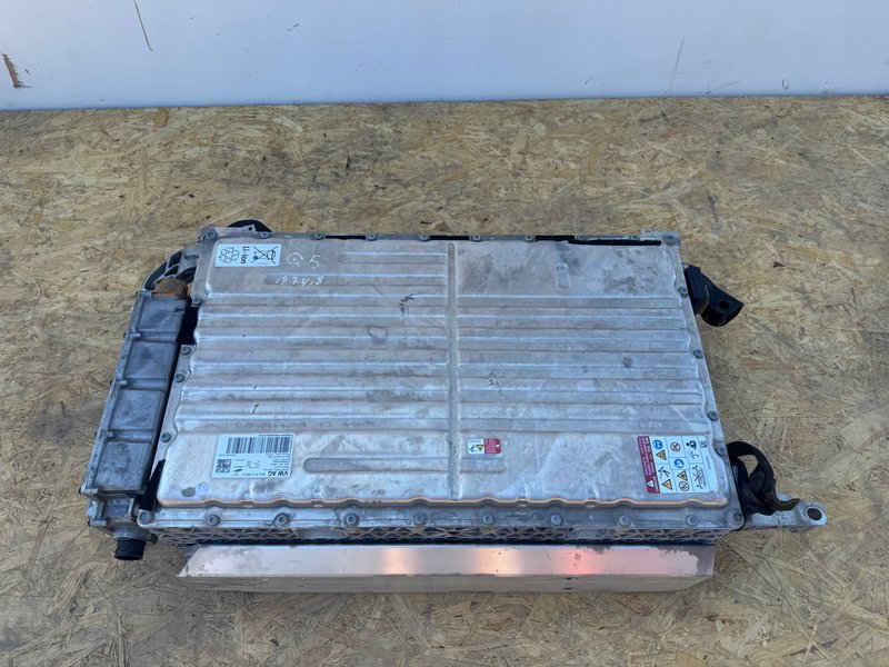 Bateria ładowarka Audi Q5 80A Hybryda plug-in 80A915099G