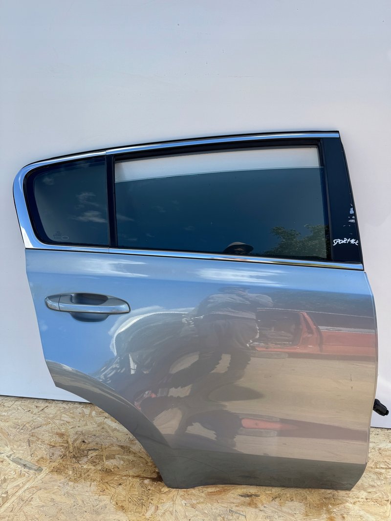 KIA SPORTAGE IV drzwi tylne prawe prawy tył