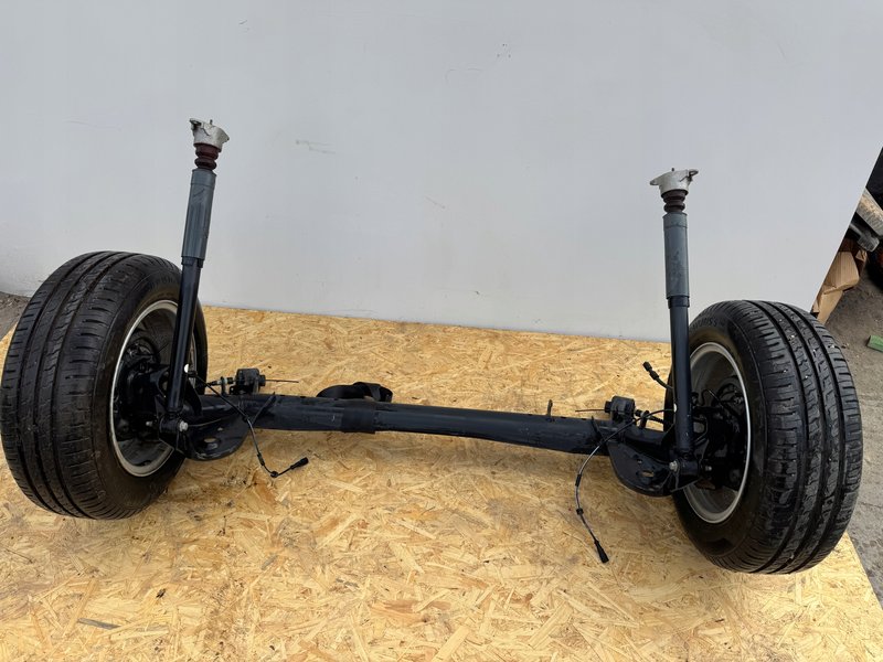 FORD TRANSIT COURIER BELKA ZAWIESZENIA TYLNA