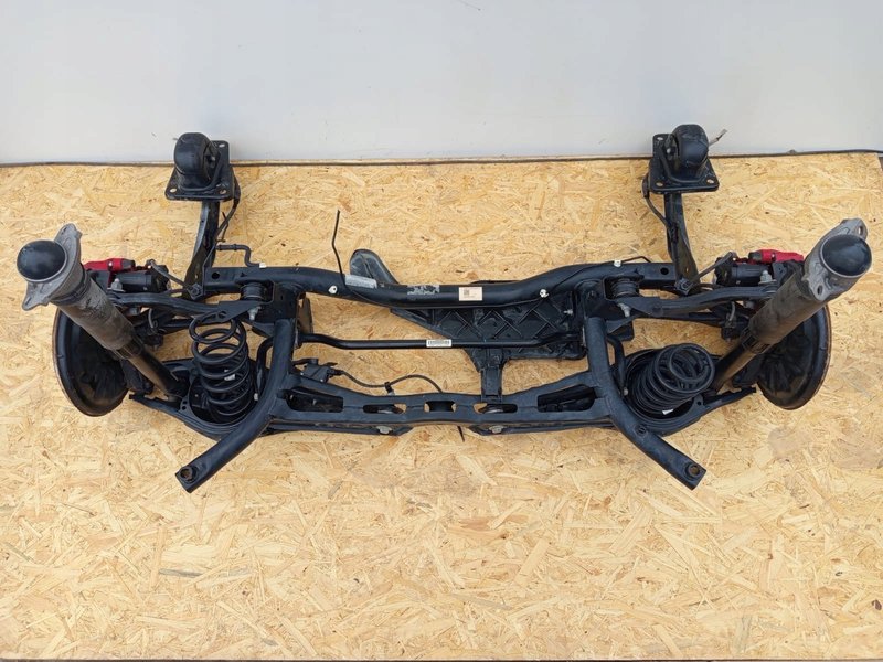 VW GOLF VIII 8 GTI OŚ BELKA ZAWIESZENIA TYŁ TYLNA KOMPLETNA