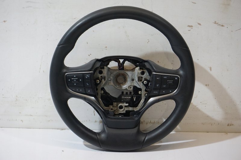 LEXUS UX KIEROWNICA MULTIFUNKCYJNA SKÓRA 864A1-33020