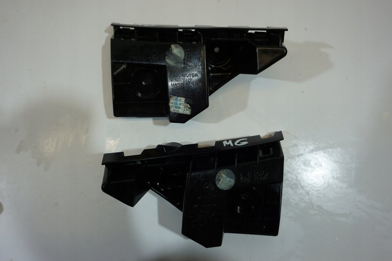 MG MG4 ŚLIZG ZDERZAKA LEWY PRAWY 10978428 10978427