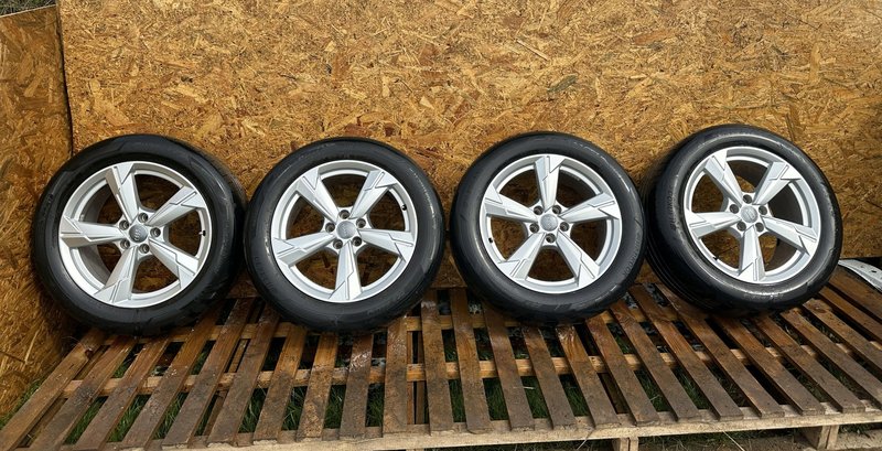 AUDI A6 FELGI ALUMINIOWE KOŁA OPONY 8Jx18 5x112 ET39 225/55 R18
