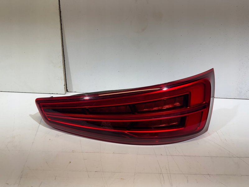 LAMPA PRAWA TYLNA PRAWY TYŁ AUDI Q3 8U LIFT 8U0945094N