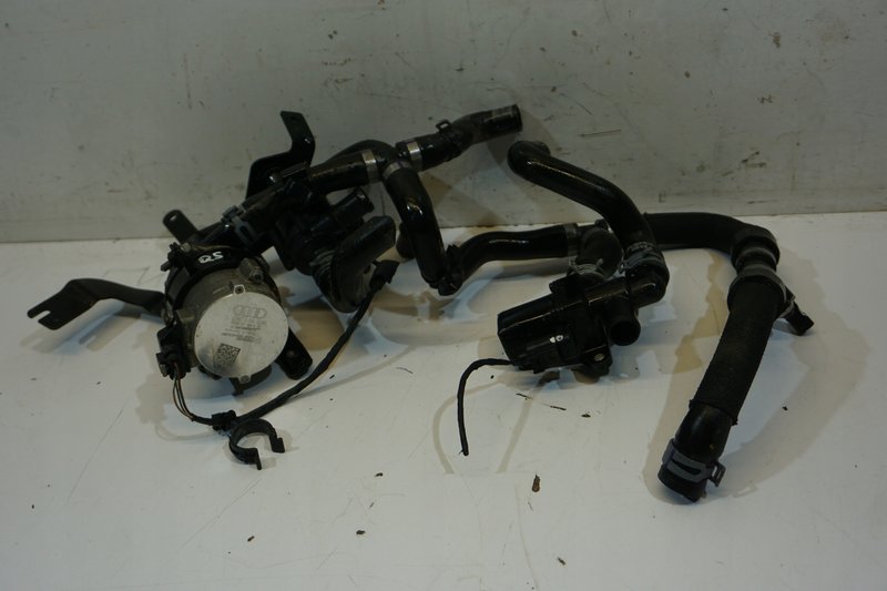 AUDI Q5 DODATKOWA POMPA WODY 8K0965567C 06H121601N