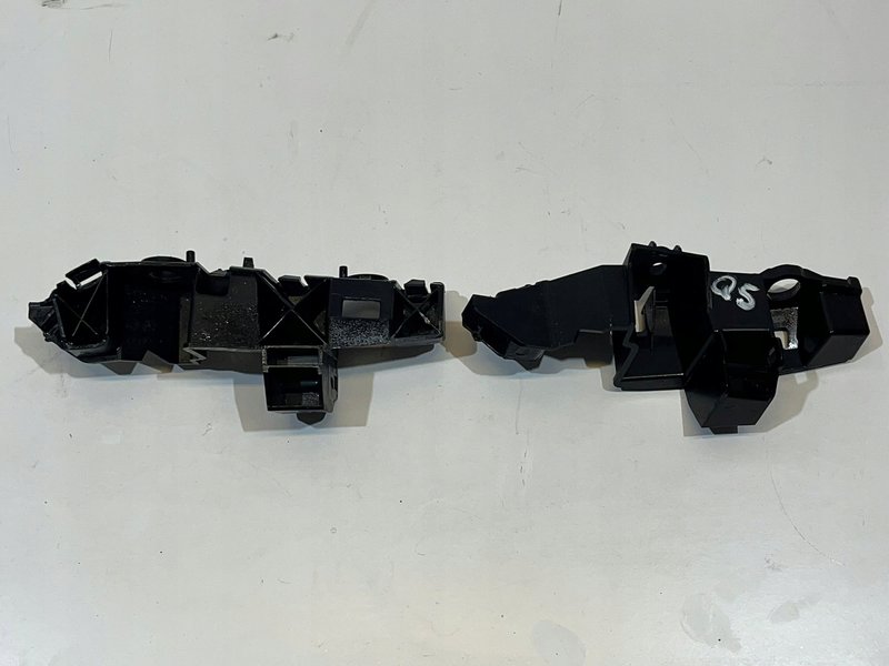 PROWADNICA ŚLIZG ZDERZAKA AUDI Q5 80A807283A