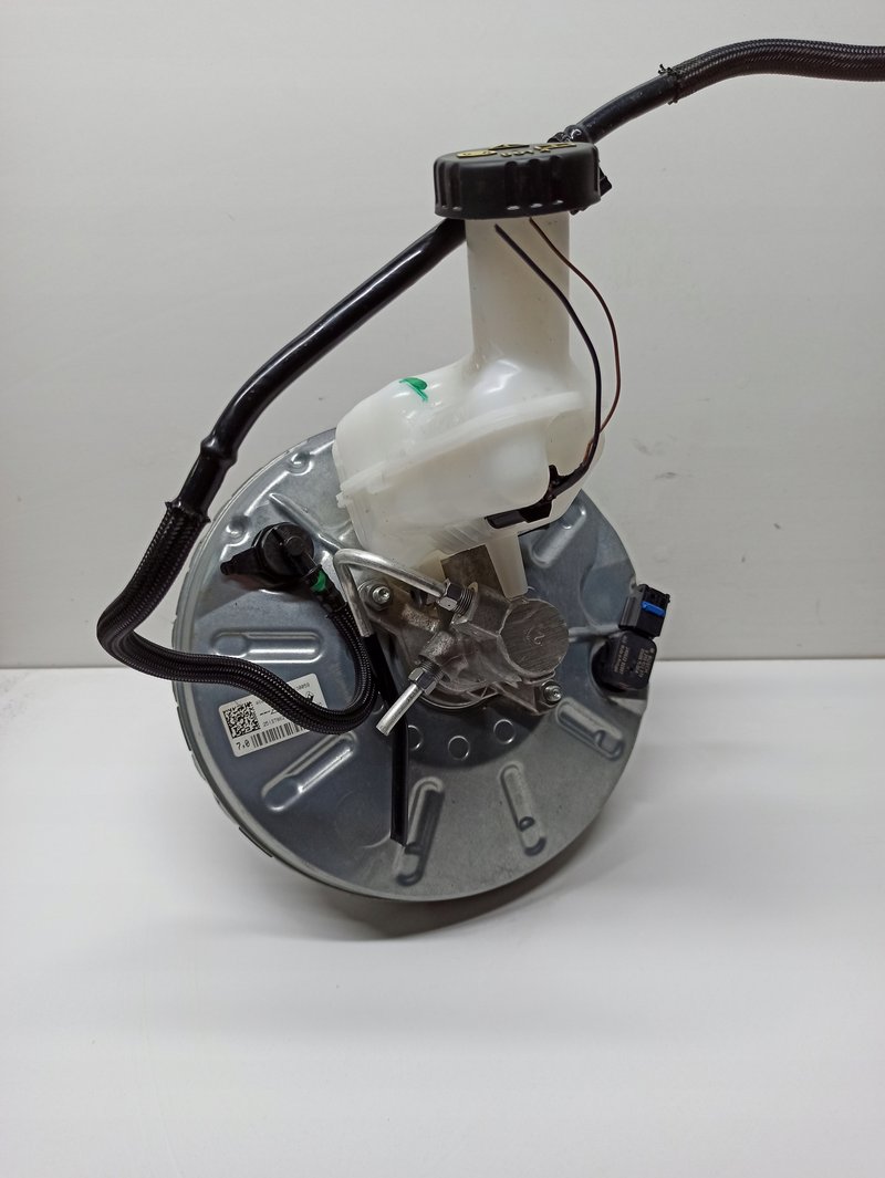 DACIA DUSTER II SERWO HAMULCA 460075433RT ATE