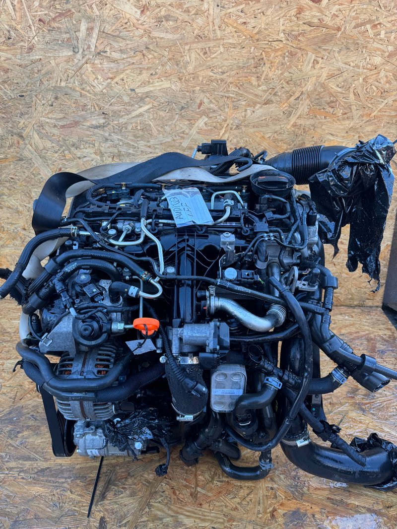 SILNIK KOMPLETNY CFF VW AUDI Q3 8U0 2.0 TDI