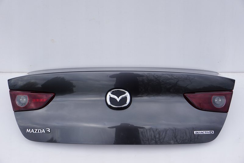 MAZDA 3 BP IV KLAPA TYLNA TYŁ SEDAN KOMPLETNA