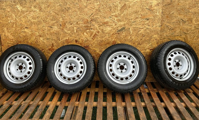 TOYOTA PROACE FELGI STALOWE KOŁA OPONY 7Jx16 5X108 ET46 215/65 R16