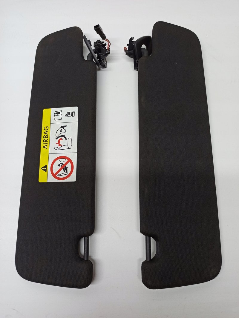 PORSCHE TAYCAN 9J1 OSŁONA PRZECIWSŁONECZNA PRAWA LEWA 9J1857551 9J1857552